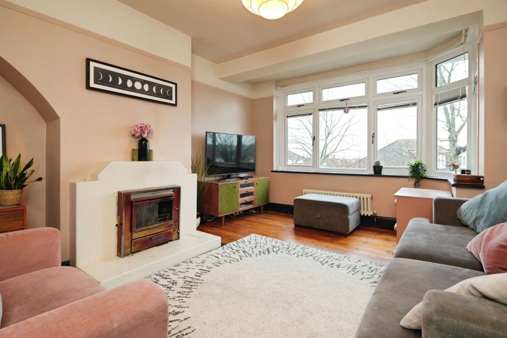 Property photo 2 of 19