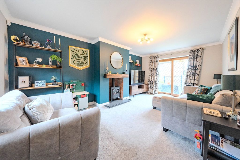Property photo 2 of 26 Picture No. 14