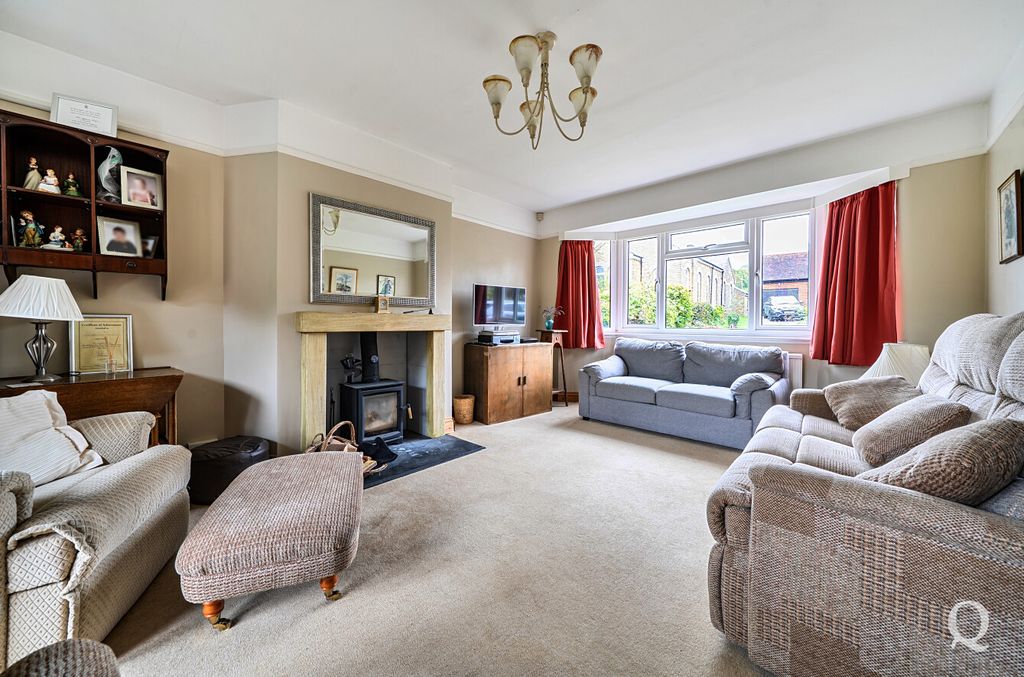 Property photo 2 of 24 4F7d1576-71Ff-4ce...
