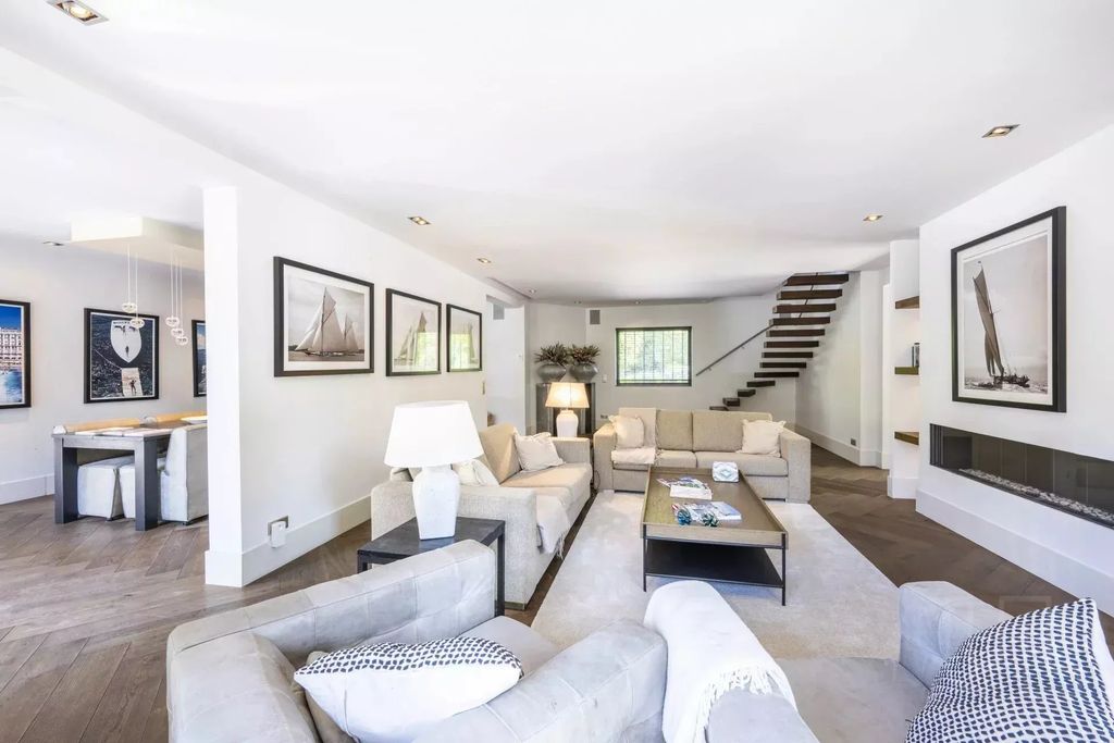 Property photo 3 of 20