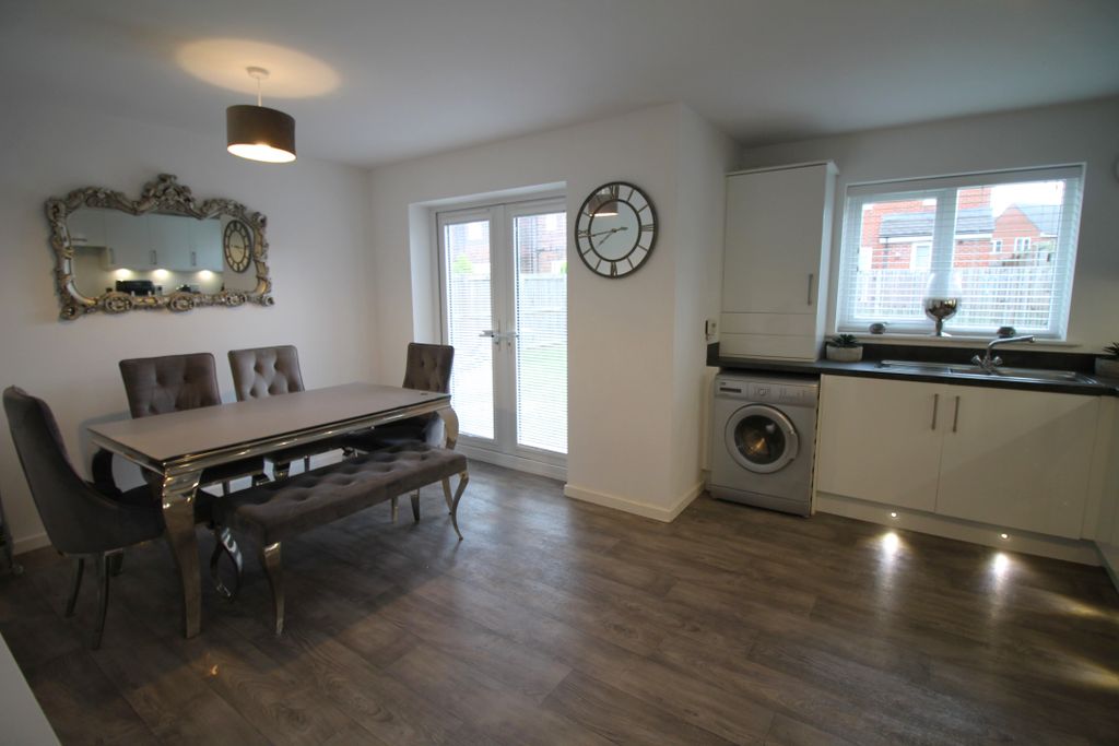 Property photo 2 of 17 Img_8886