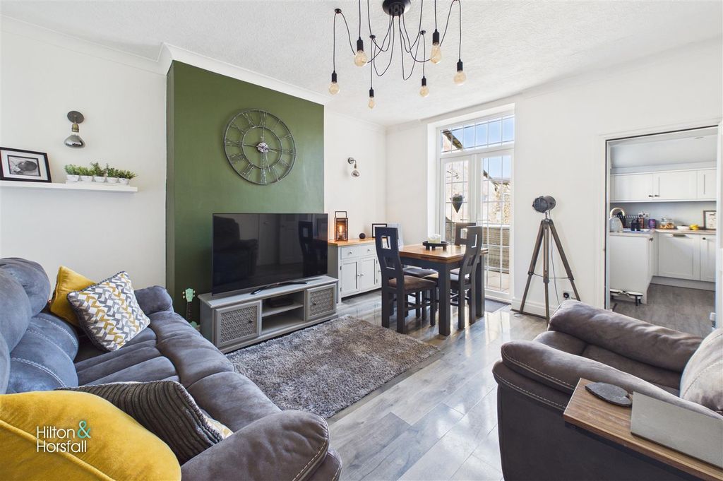 Property photo 3 of 16 Park View Terrace