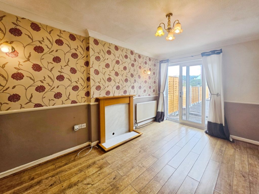 Property photo 3 of 15 Pbox-Img.Jpg