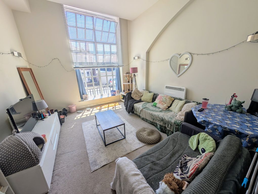 Property photo 1 of 4 Pxl_20250708_120945452~2