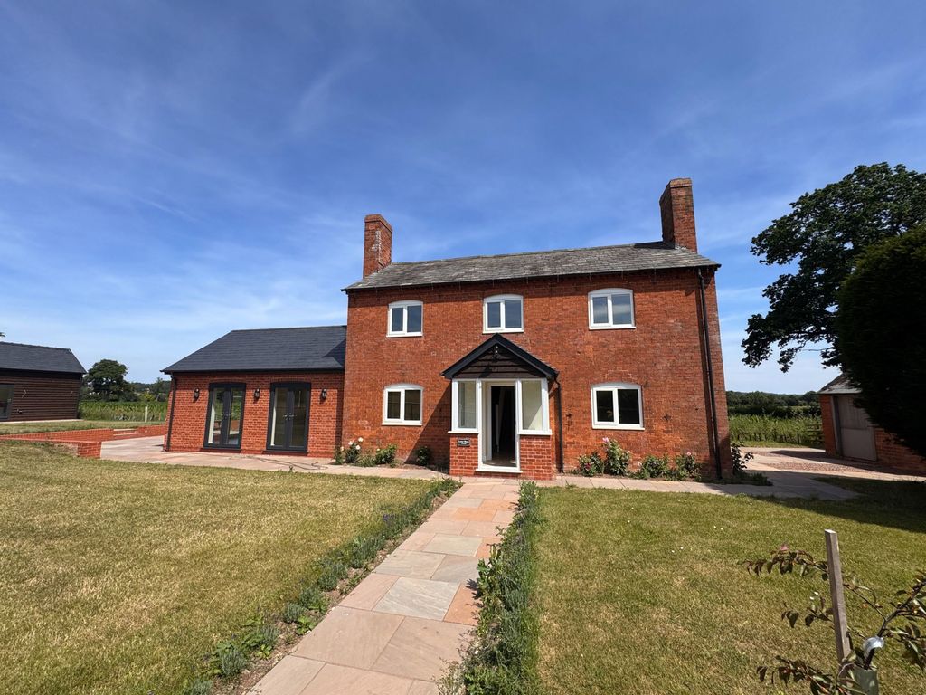 Property photo 1 of 30