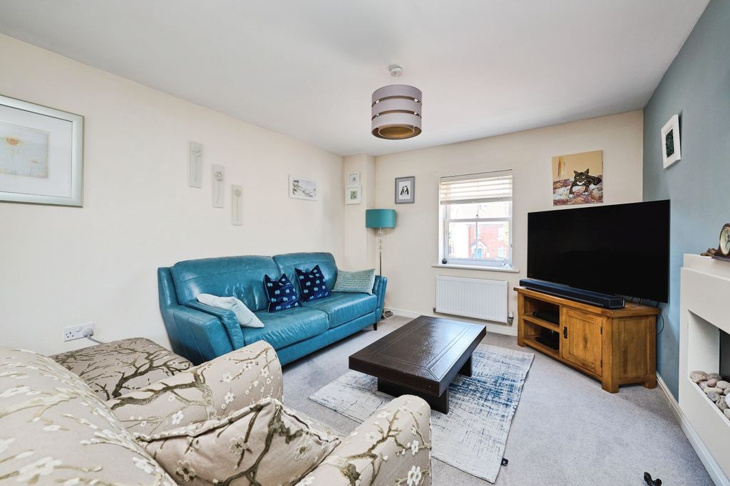 Additional image 9 of 4 bed town house for saleDays Meadow, Oakington, Cambridge CB24