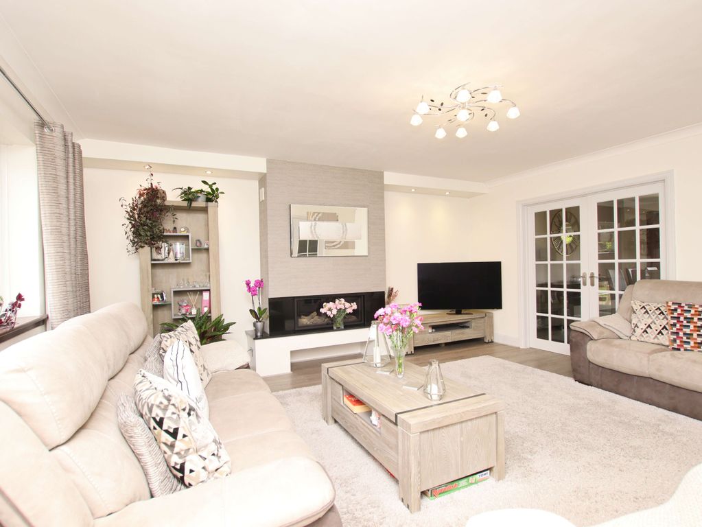 Property photo 3 of 25