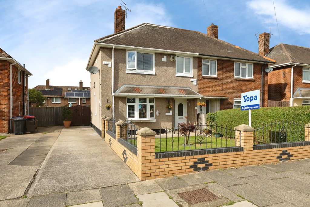 Property photo 1 of 18 Is4A4948