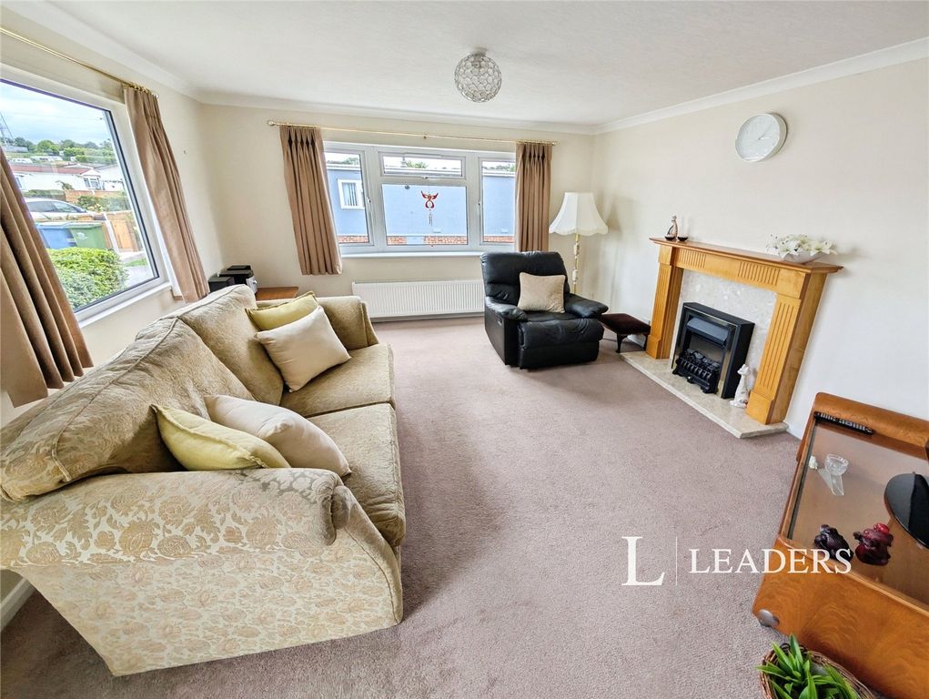 Property photo 3 of 14 Picture No. 09