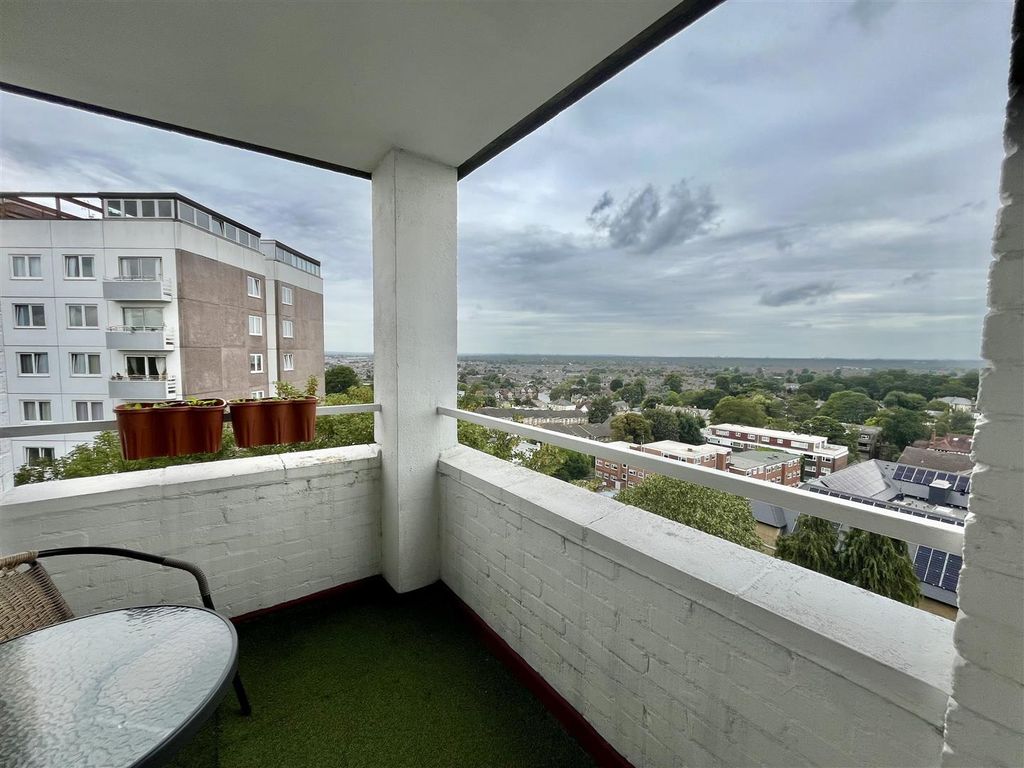 Property photo 3 of 10 Img_0183.Jpg