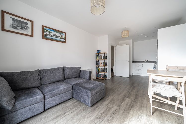 Property photo 2 of 19