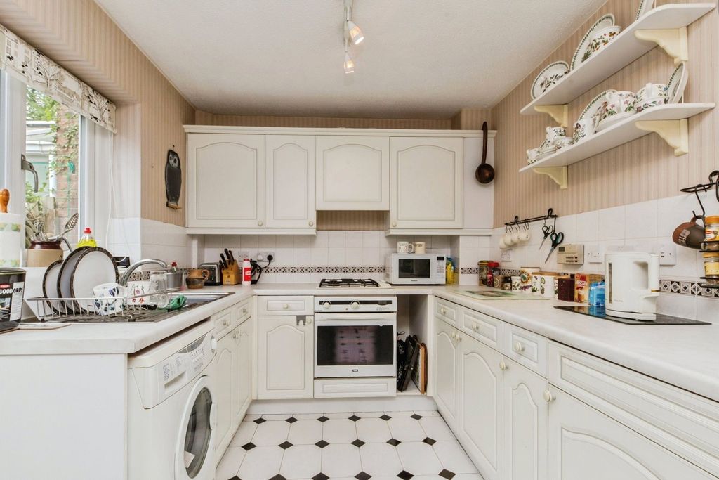 Property photo 3 of 17 Picture No. 22