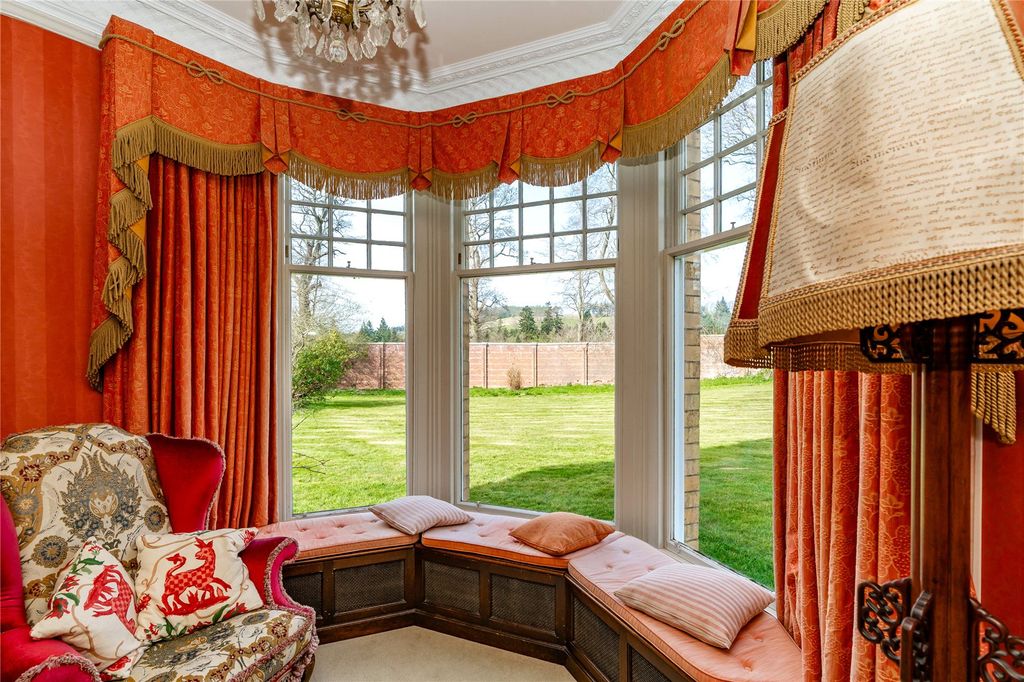 Property photo 3 of 26 Drawing Room