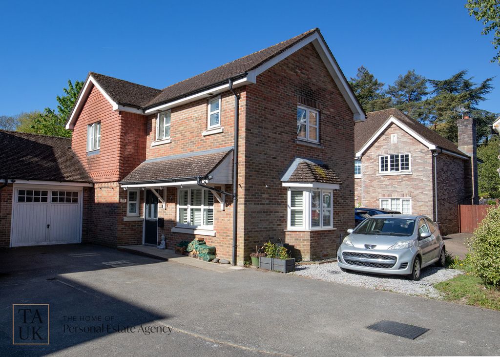 Property photo 3 of 14