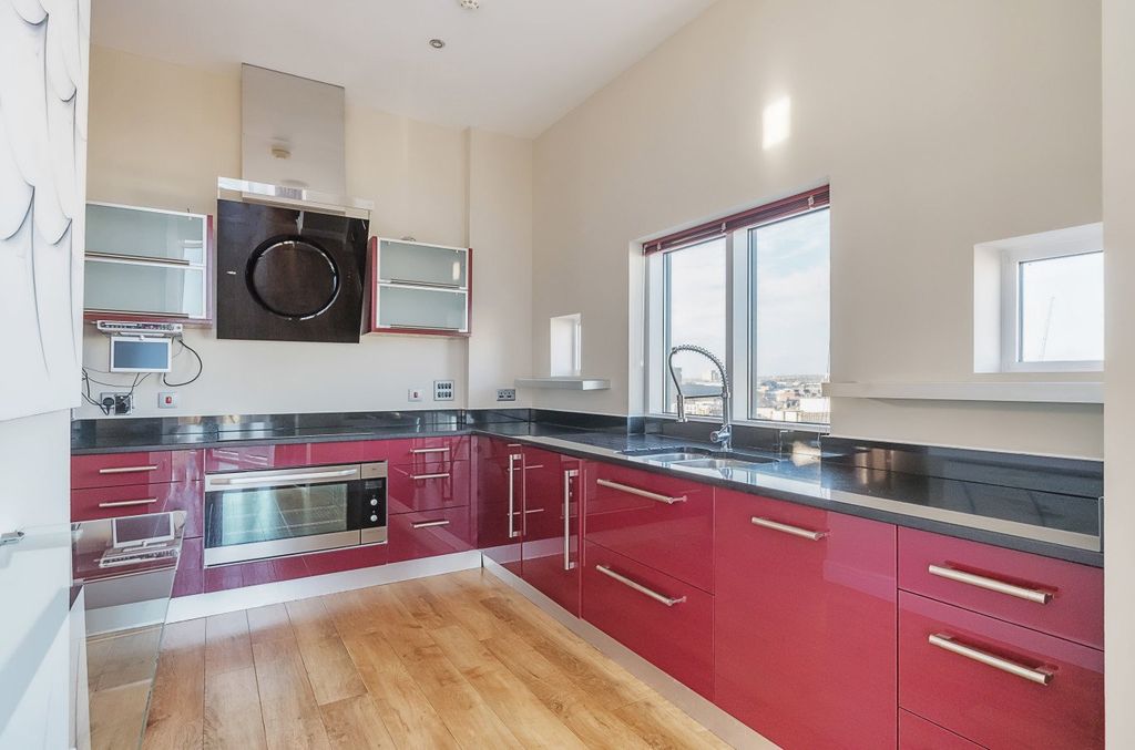 Property photo 2 of 12 Picture No. 03