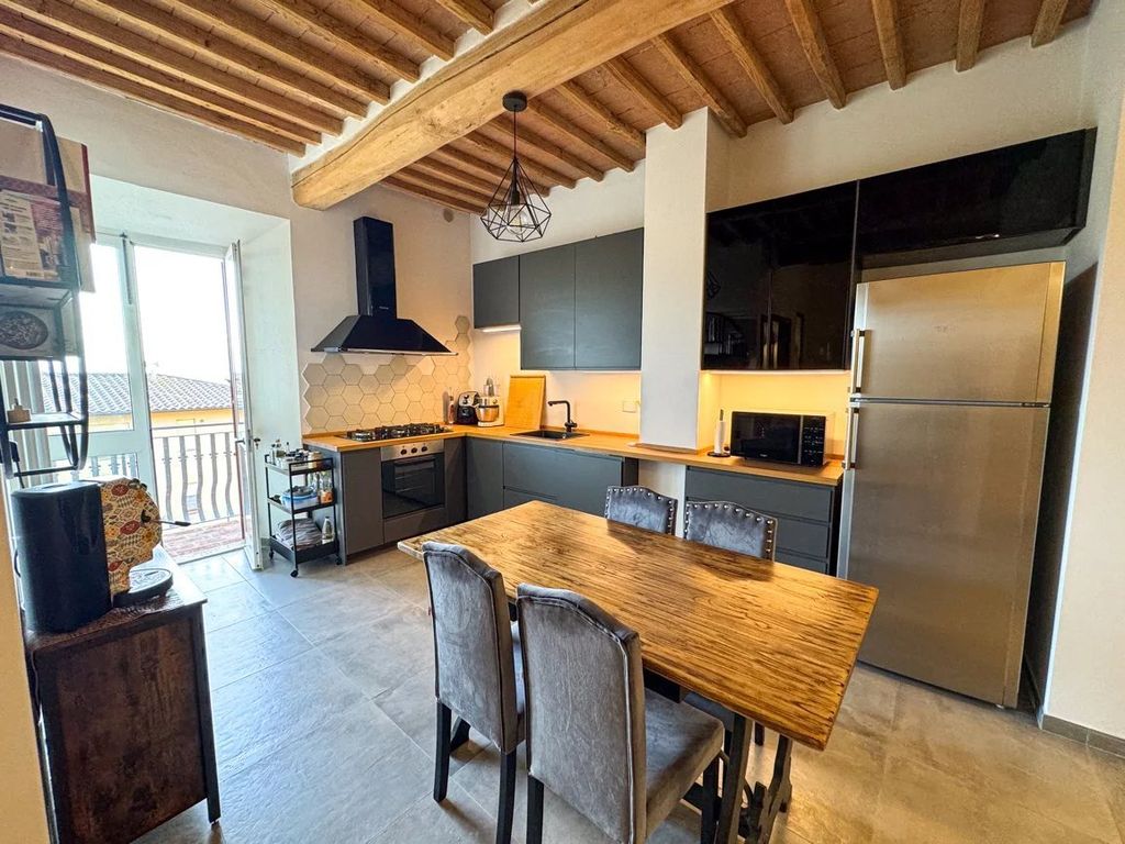 Property photo 3 of 29