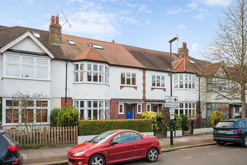 Property photo 1 of 12 Prebend Gardens W6 - For Sale