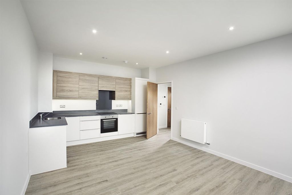 Property photo 3 of 10 Kitchen 2 Low Res.Jpg