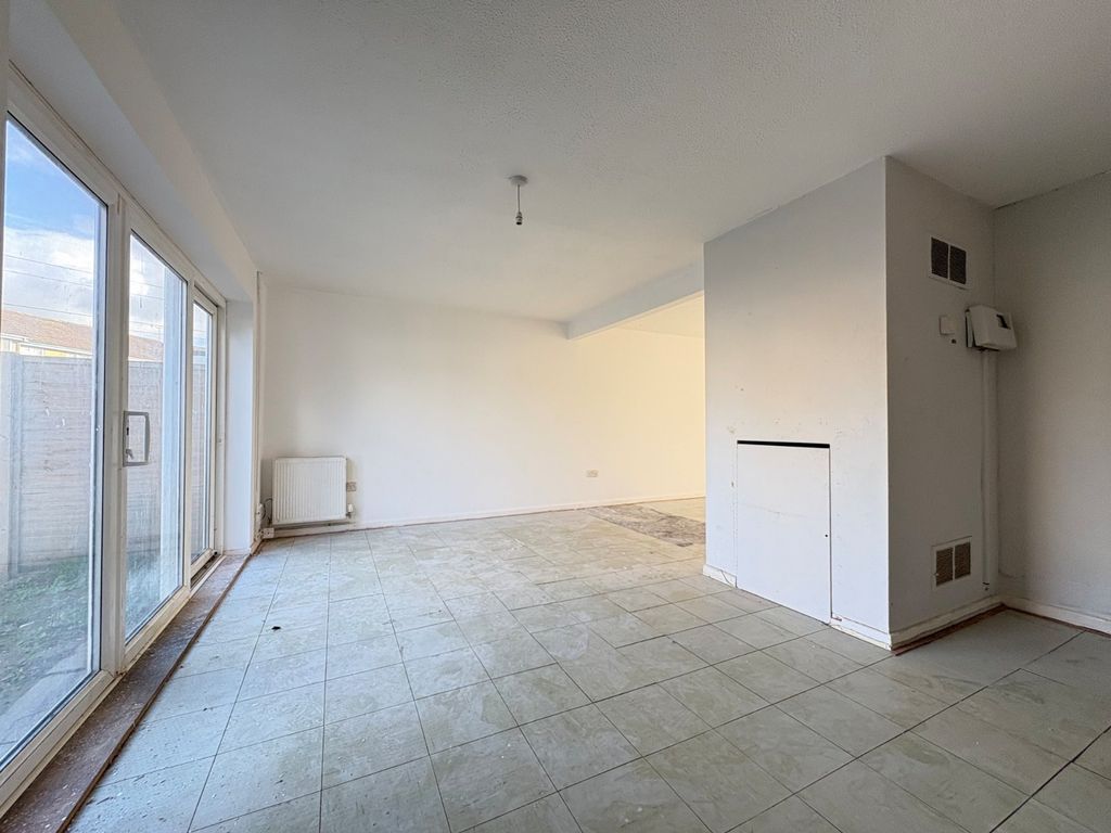 Property photo 3 of 13 Picture No. 14