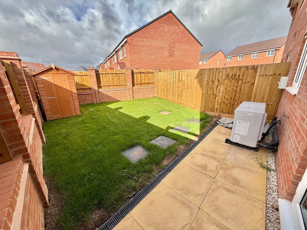 Property photo 3 of 21