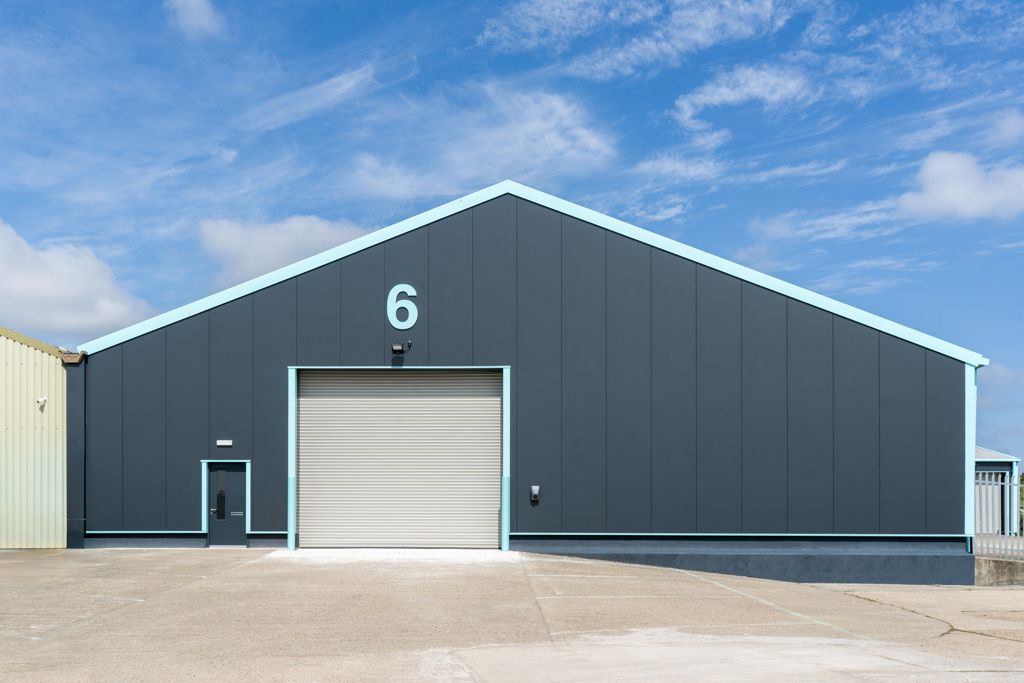 Property photo 1 of 9 Photo 32