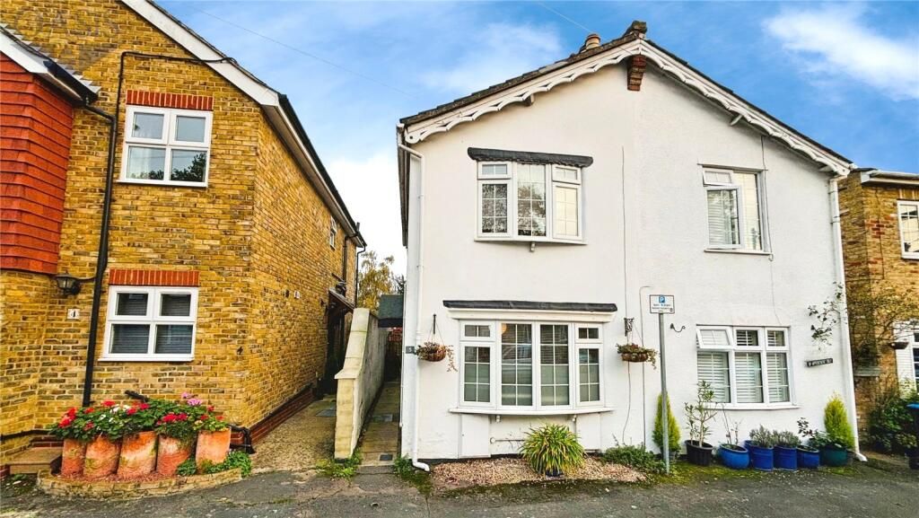 Property photo 1 of 9