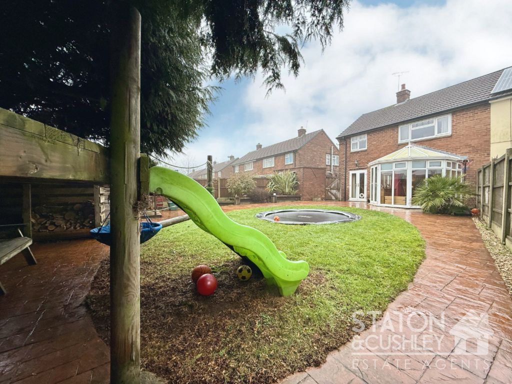 Property photo 2 of 31