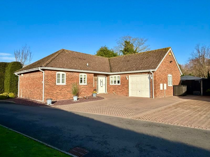 Property photo 1 of 21 Front