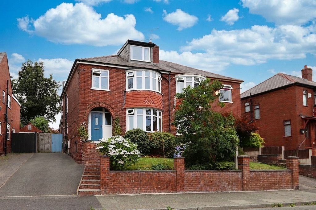 Property photo 1 of 23