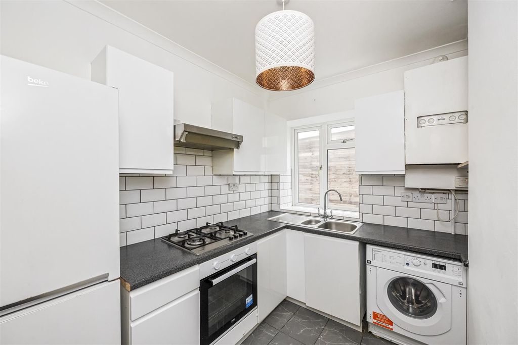 Property photo 2 of 15 Kitchen