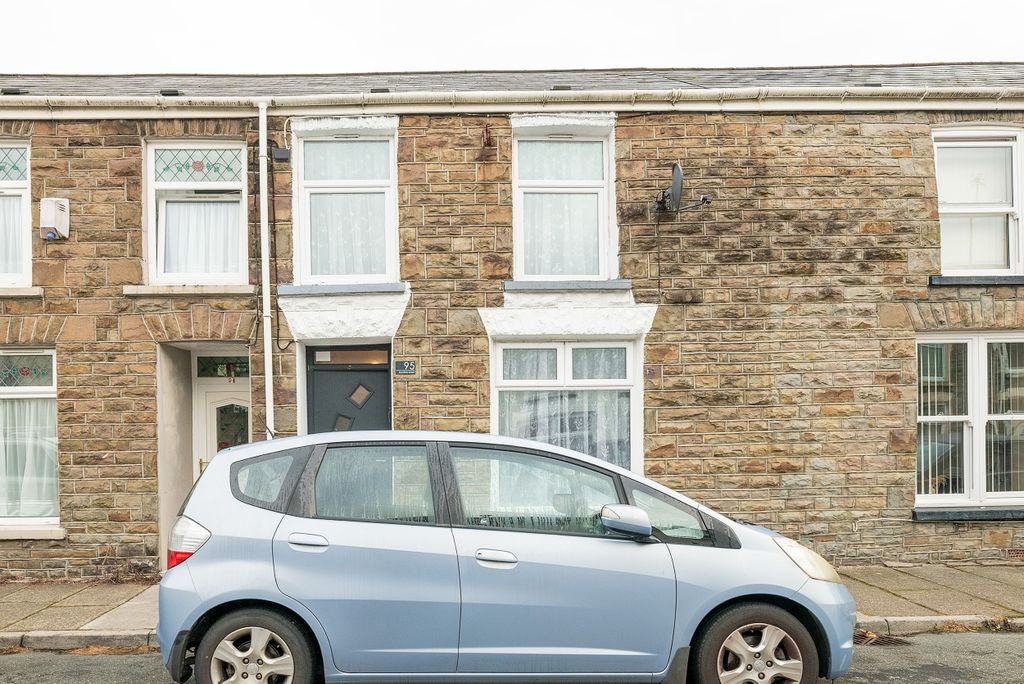 Property photo 1 of 22