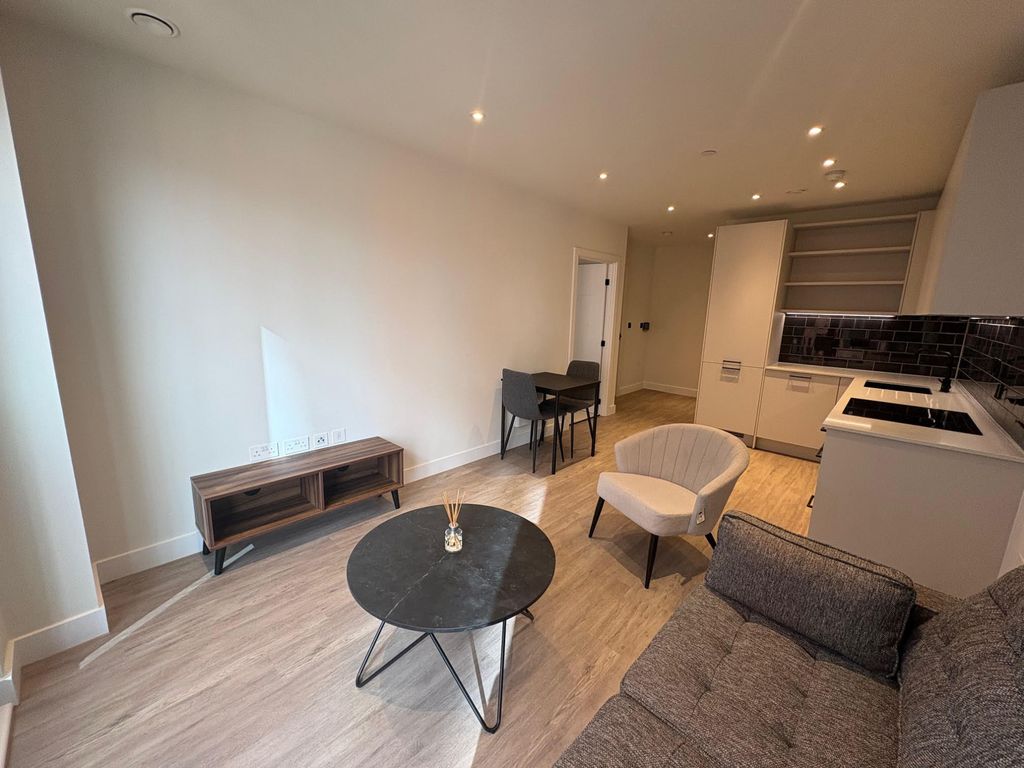 Property photo 2 of 12