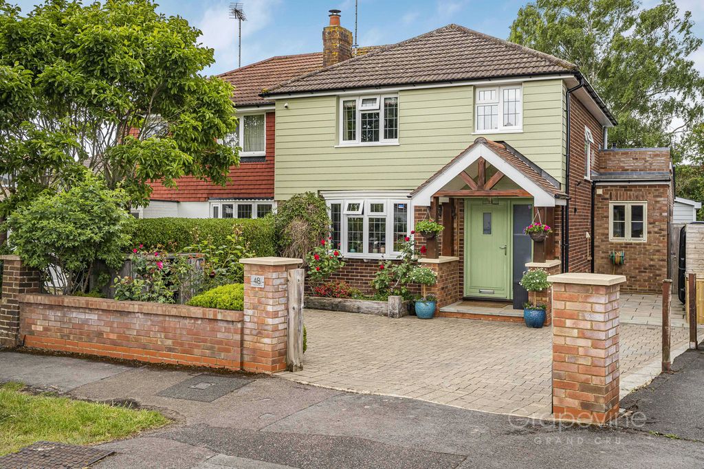 Property photo 1 of 42