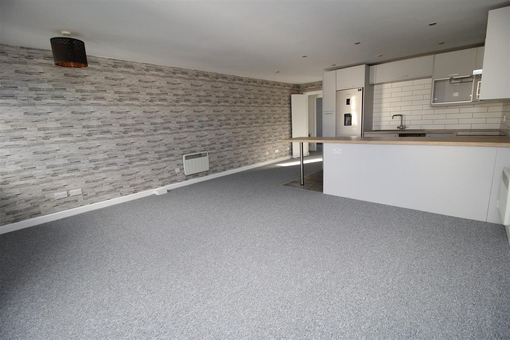 Property photo 2 of 15 Img_7200.Jpg