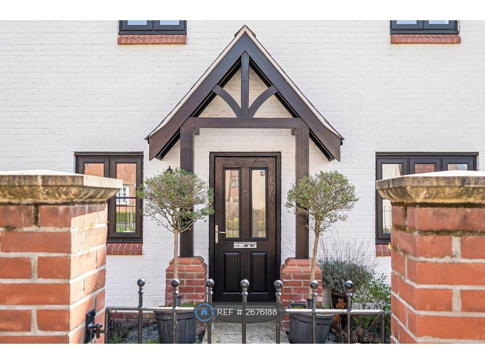 Property photo 3 of 35