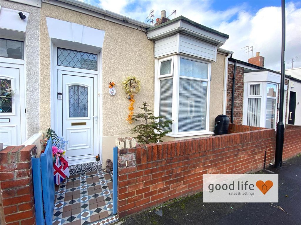Property photo 1 of 10 20251101_123301843_Ios16Stratfield.Jpg