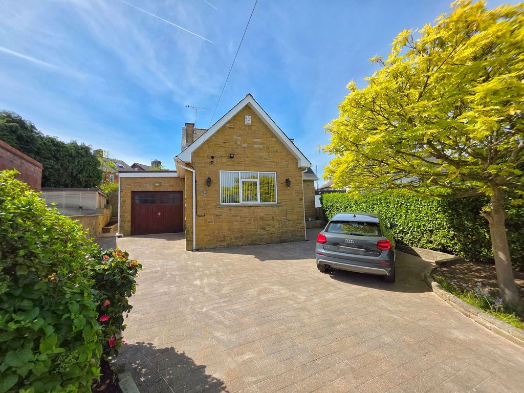 Property photo 1 of 25