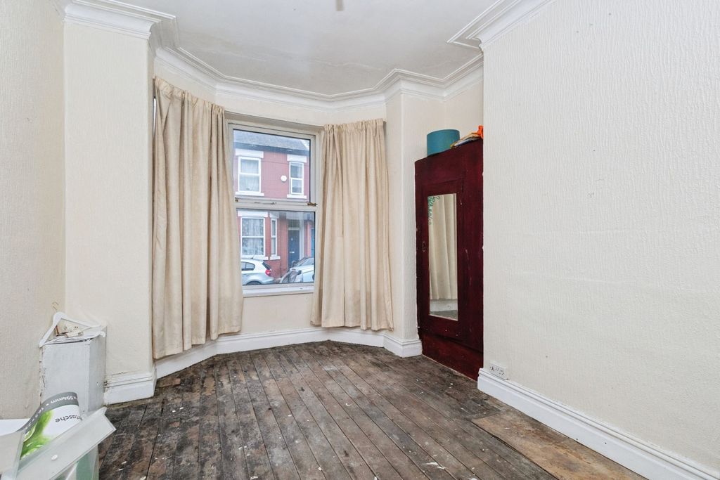 Property photo 2 of 19 Pbox-Img.Jpg