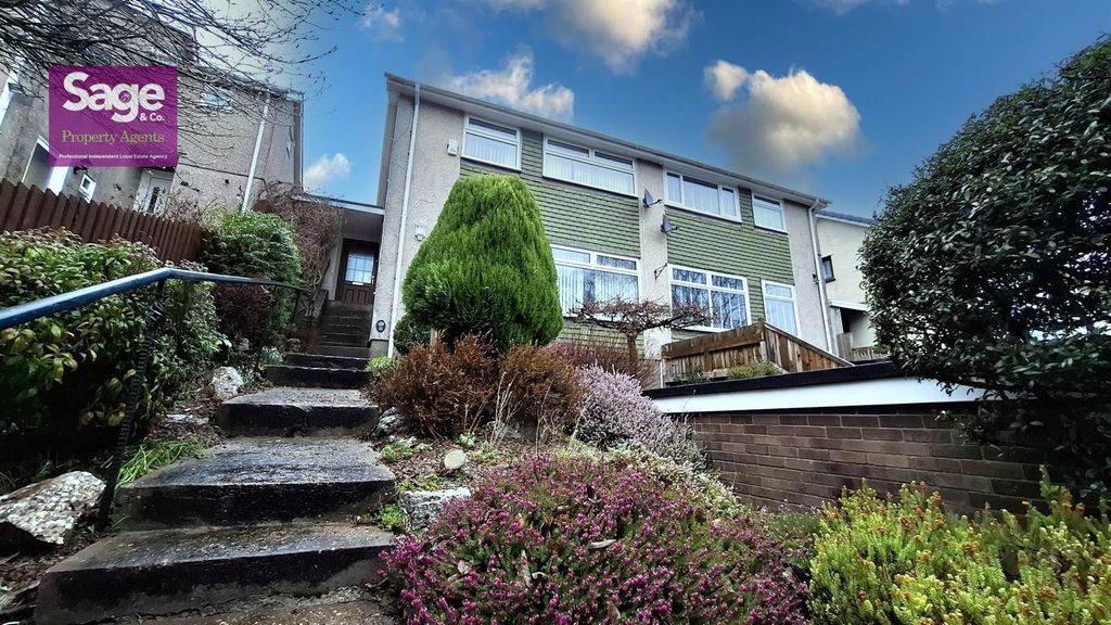 Property photo 1 of 30