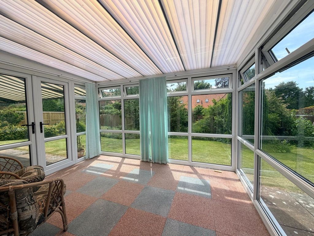 Property photo 3 of 21