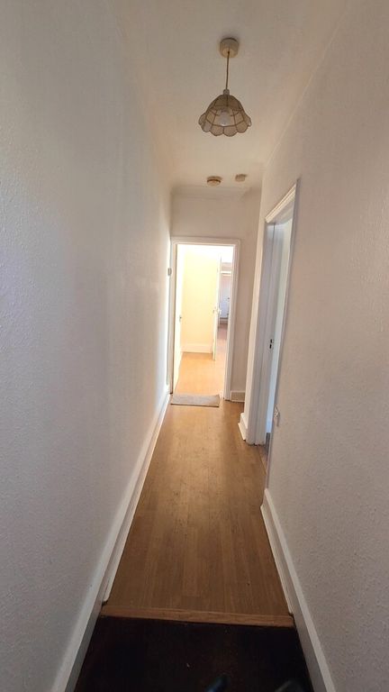 Property photo 2 of 10 108 Lettings