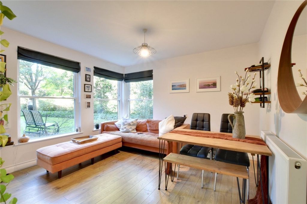 Property photo 1 of 18 Picture No. 07