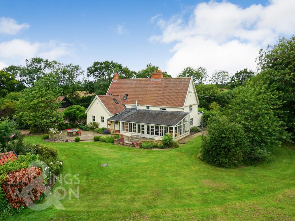 Property photo 2 of 57