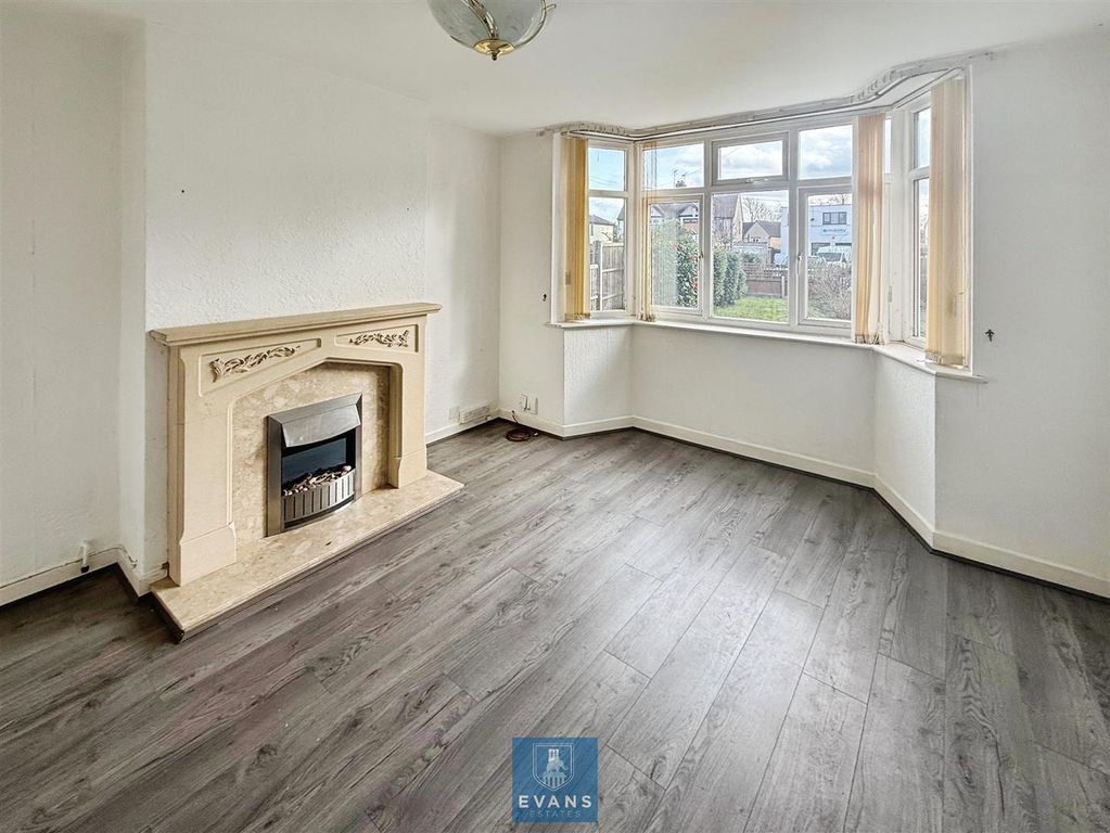 Property photo 2 of 19 Living Room