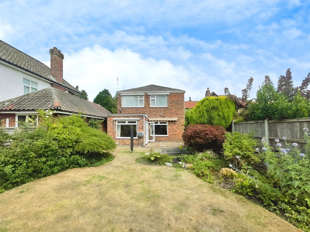 Property photo 1 of 19