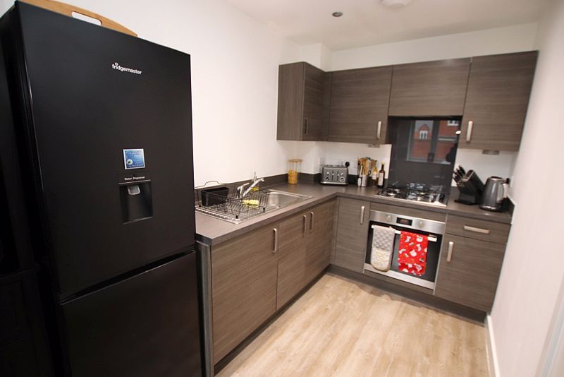 Property photo 2 of 10 Breakfast Kitchen