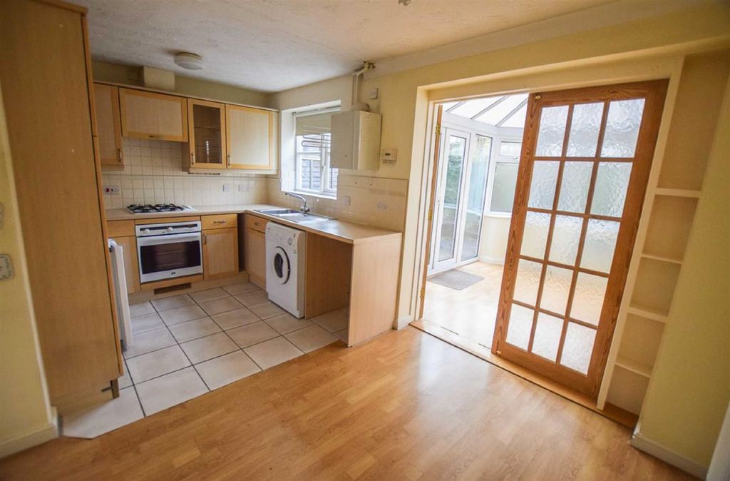 Property photo 2 of 7