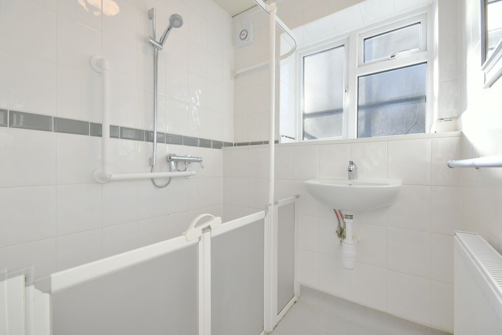 Property photo 2 of 12 Floorplan