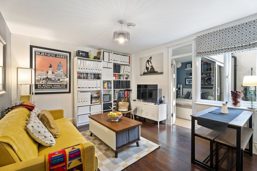 Property photo 2 of 10