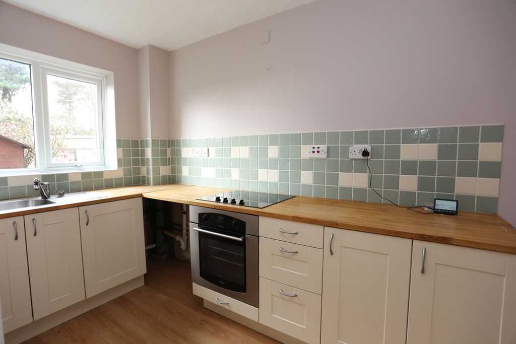 Property photo 3 of 5